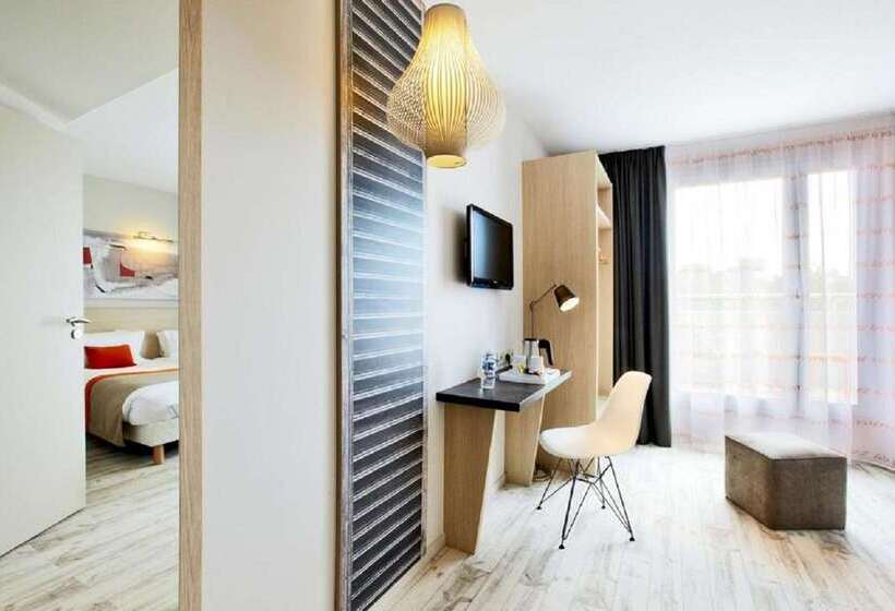 هتل Kyriad Prestige Vannes Centre  Palais Des Arts