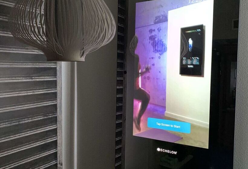 هتل Kyriad Prestige Vannes Centre  Palais Des Arts