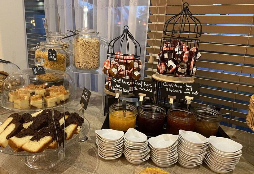 هتل Kyriad Prestige Vannes Centre  Palais Des Arts