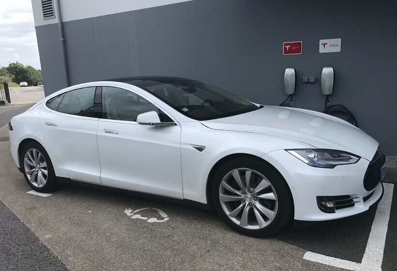 هتل Kyriad Prestige Vannes Centre  Palais Des Arts