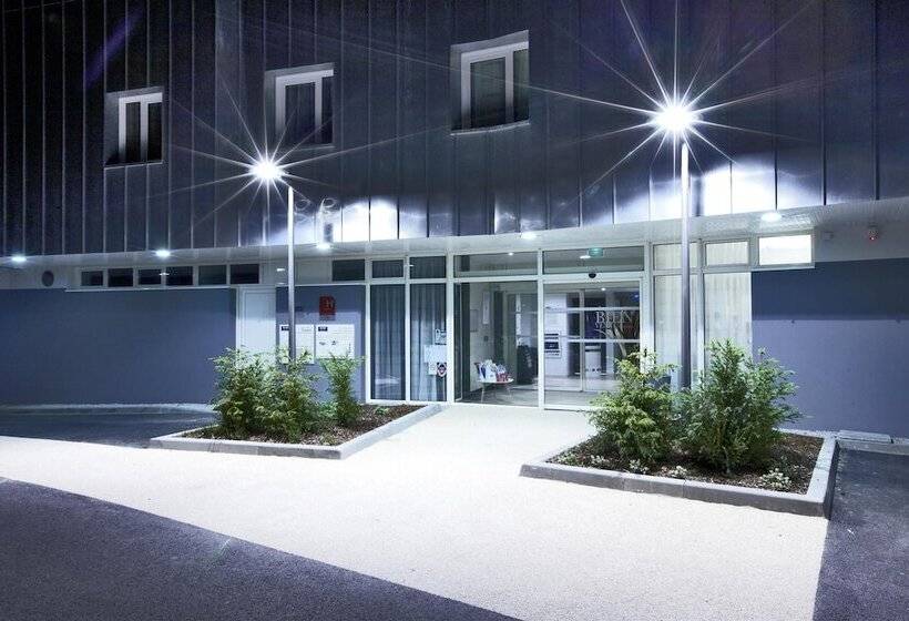 هتل Kyriad Prestige Vannes Centre  Palais Des Arts