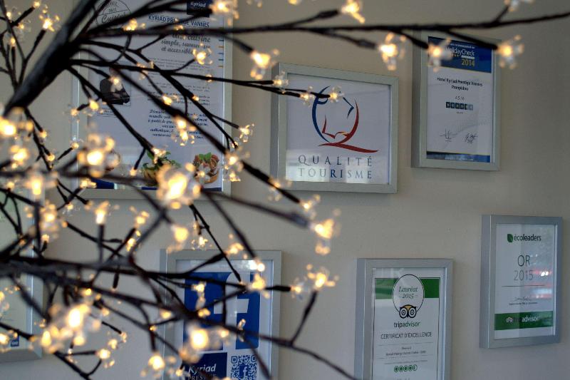 هتل Kyriad Prestige Vannes Centre  Palais Des Arts