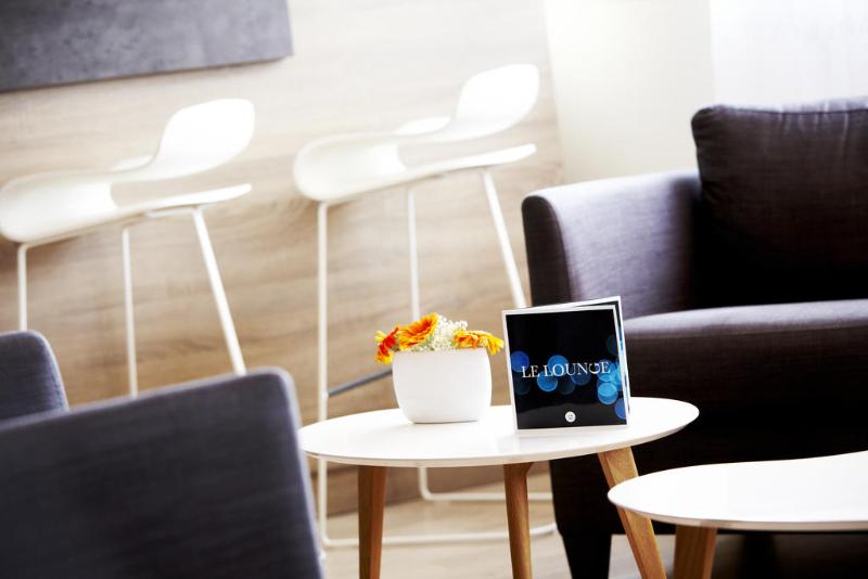 هتل Kyriad Prestige Vannes Centre  Palais Des Arts