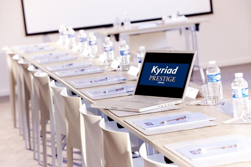 هتل Kyriad Prestige Vannes Centre  Palais Des Arts