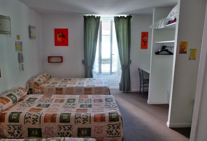 ホテル La Fontaine