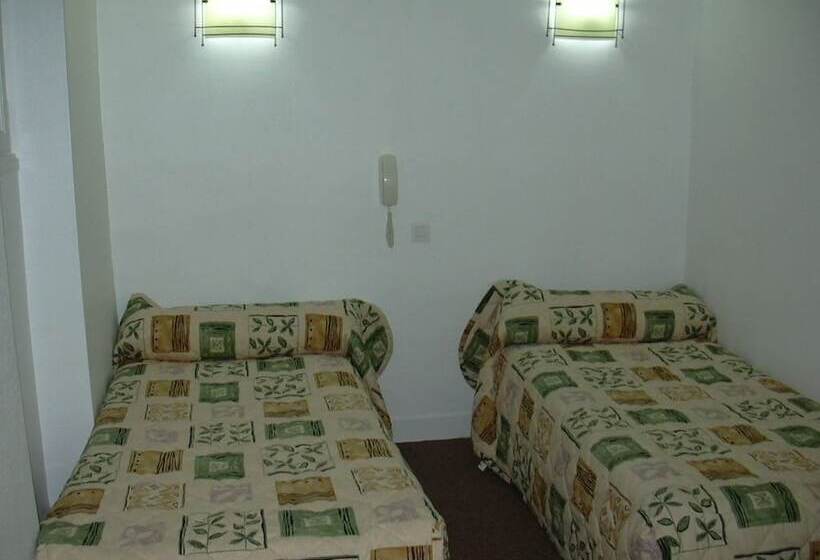 ホテル La Fontaine