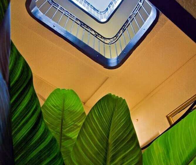 酒店 Le Cérétan Hôtel