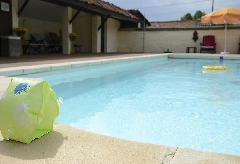 בית מלון כפרי Hôtel Restaurant Le Fiacre à Quend Plage