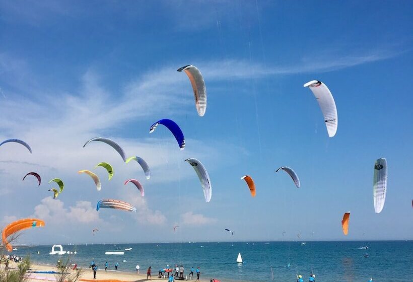 فندق Le Petit Baigneur Palavas Plage