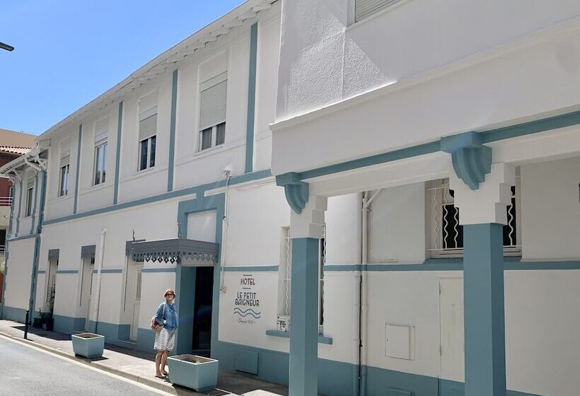 Отель Le Petit Baigneur Palavas Plage