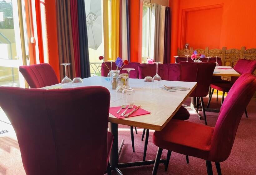 Отель Le Saint Aubin