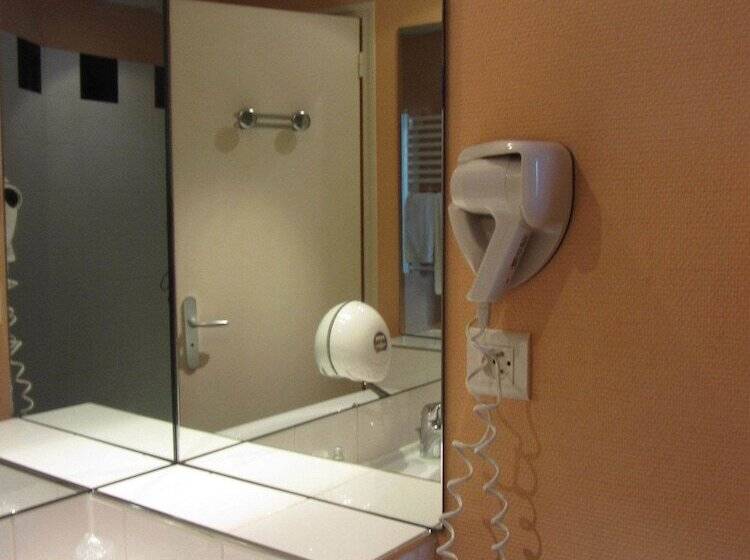 Отель Le Saint Aubin