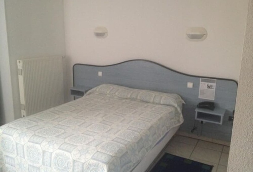 ホテル Le Strasbourg