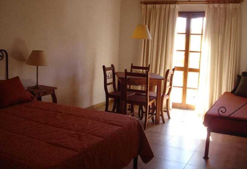 هتل Leyenda Posada