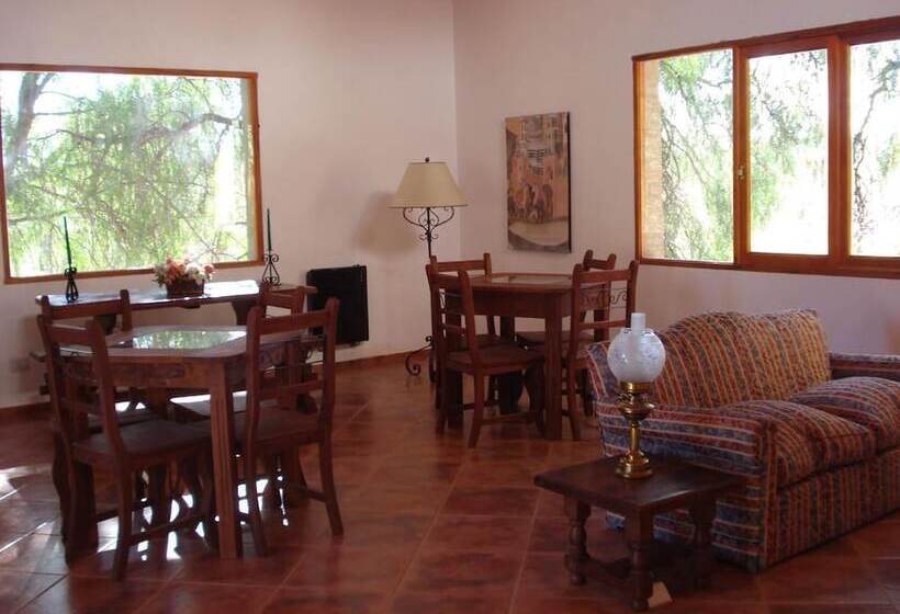 هتل Leyenda Posada