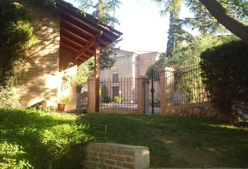 هتل Leyenda Posada