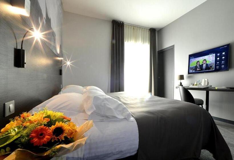 호텔 Logis Hôtel Victor Hugo & Spa