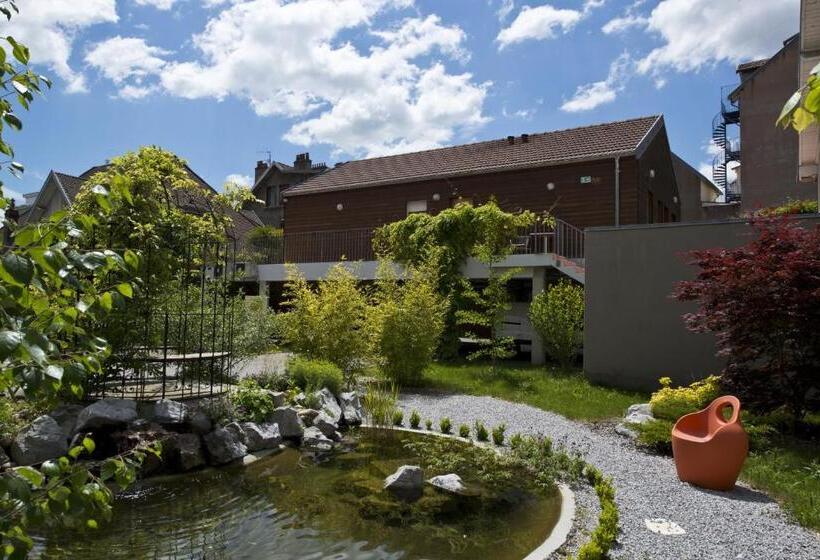 호텔 Logis Hôtel Victor Hugo & Spa