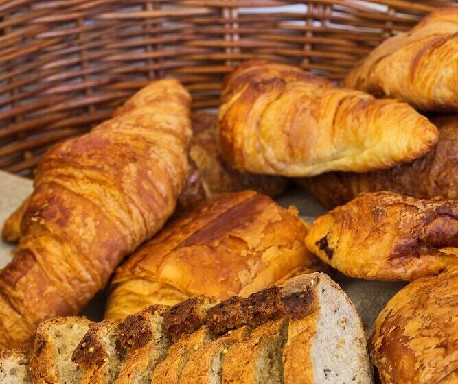 Отель Logis Hôtel Villa Victorine