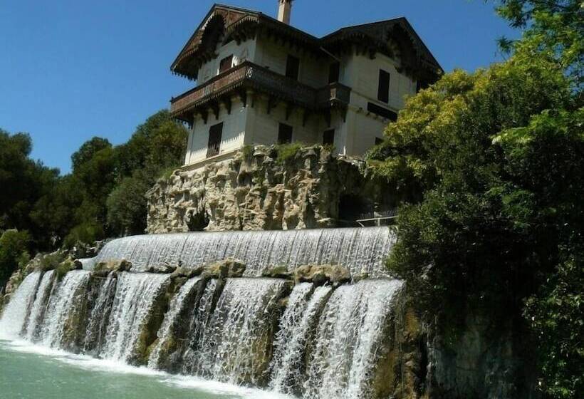 Отель Logis Hôtel Villa Victorine