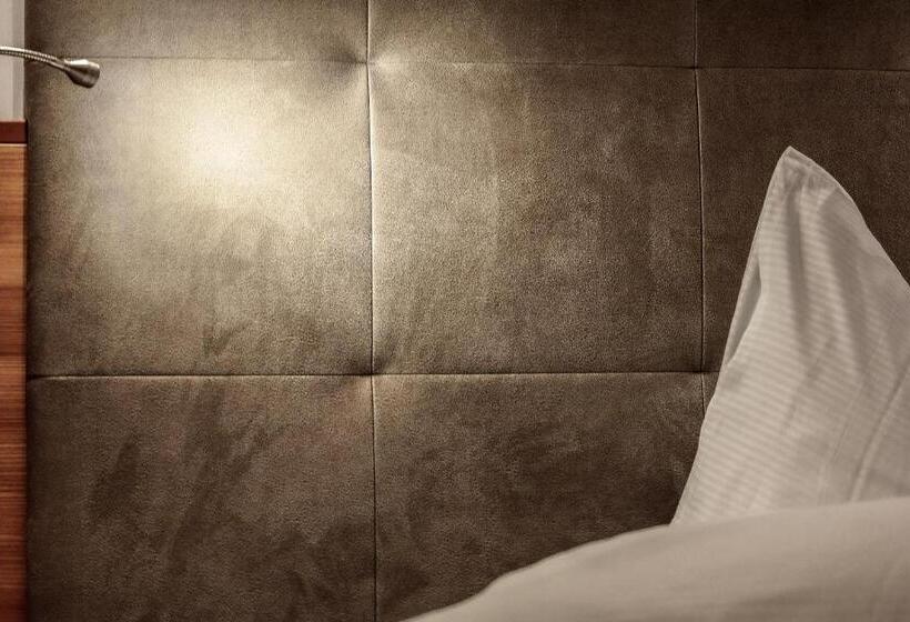 ホテル Luna Mondschein