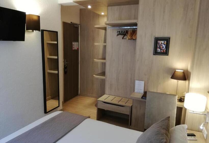 Отель Miramar  Cap D Antibes   La Garoupe Plage