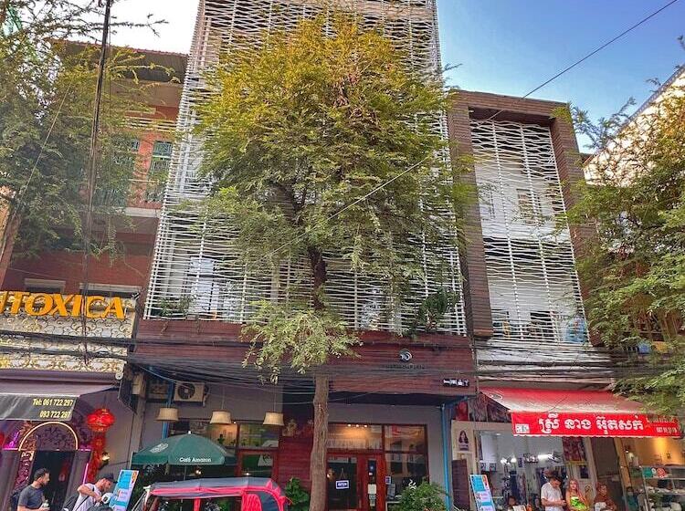 Otel Monsoon Riverside