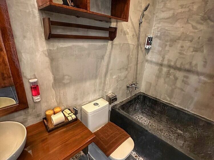 Otel Monsoon Riverside