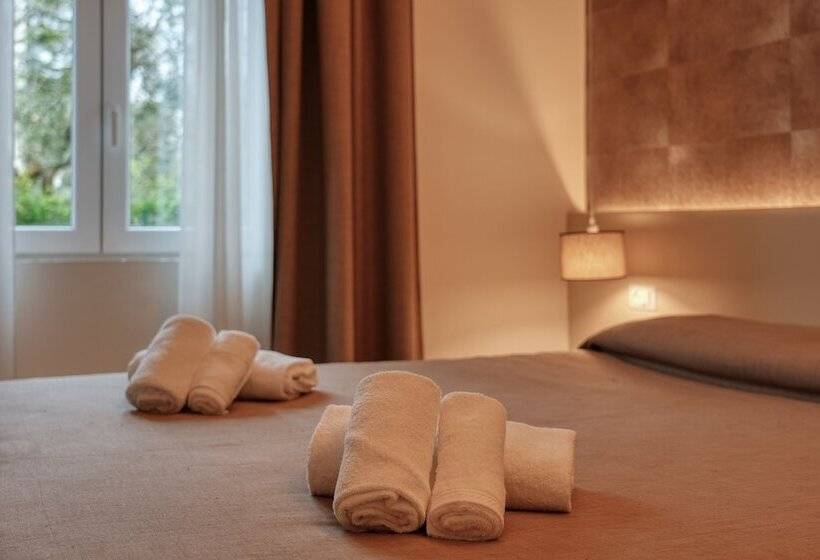 Отель Palazzo Del Garda & Spa