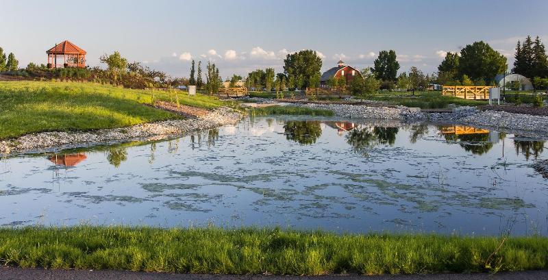 فندق Pomeroy Inn & Suites At Olds