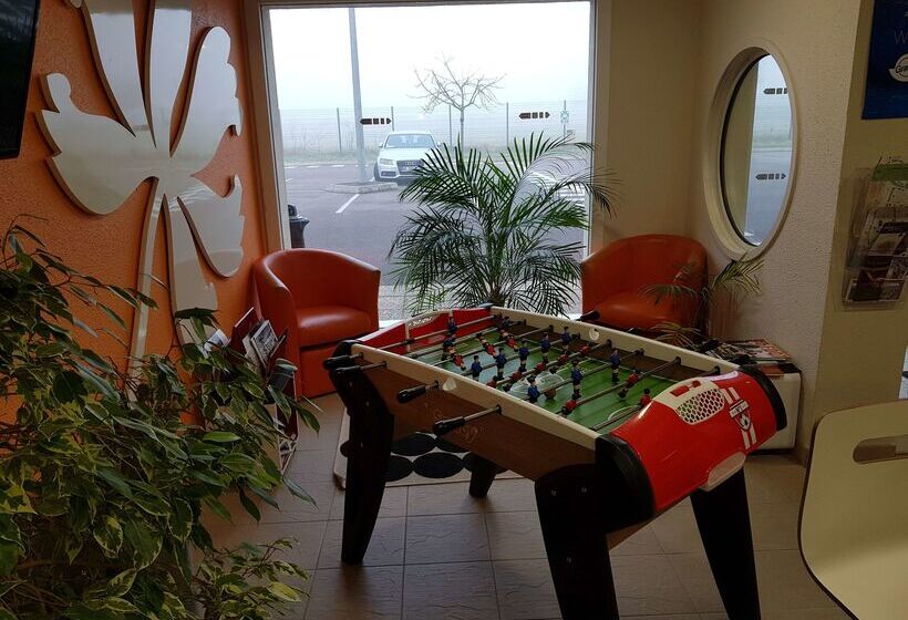 ホテル Premiere Classe Sens Nord Saint Clement