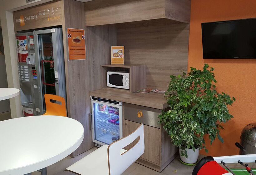 ホテル Premiere Classe Sens Nord Saint Clement