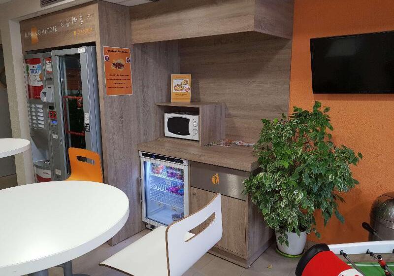 ホテル Premiere Classe Sens Nord Saint Clement