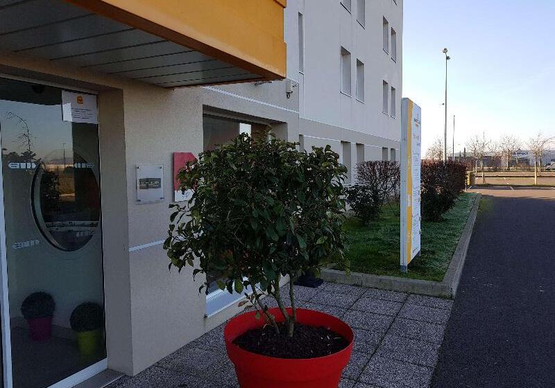 ホテル Premiere Classe Sens Nord Saint Clement