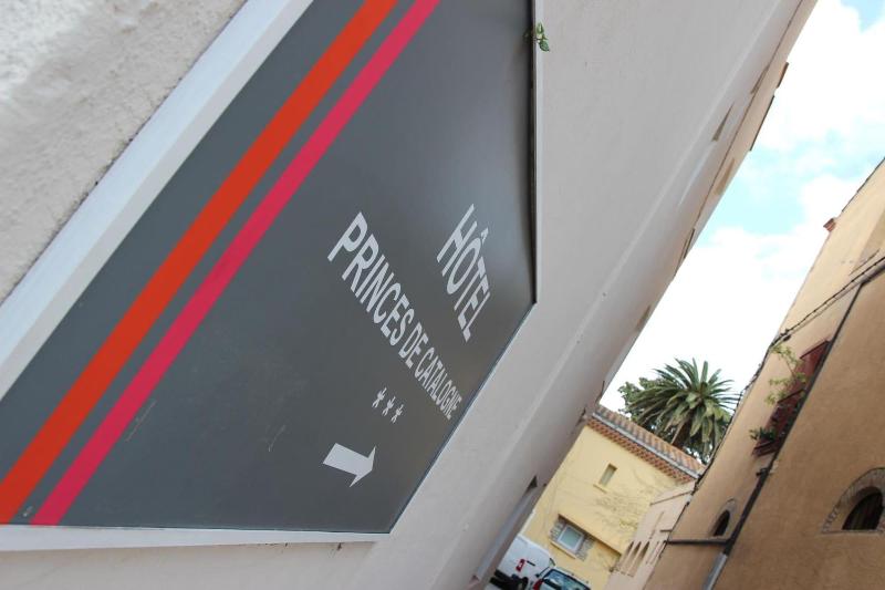 ホテル Princes De Catalogne