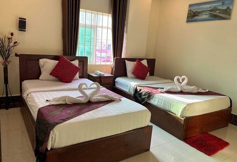 בית מלון כפרי Queen Wood