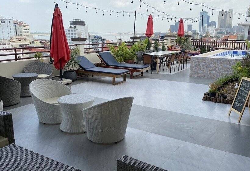 בית מלון כפרי Queen Wood