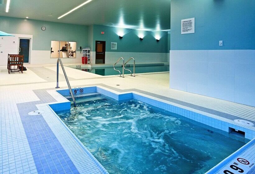 Radisson Hotel & Conference Centre Calgary Airport