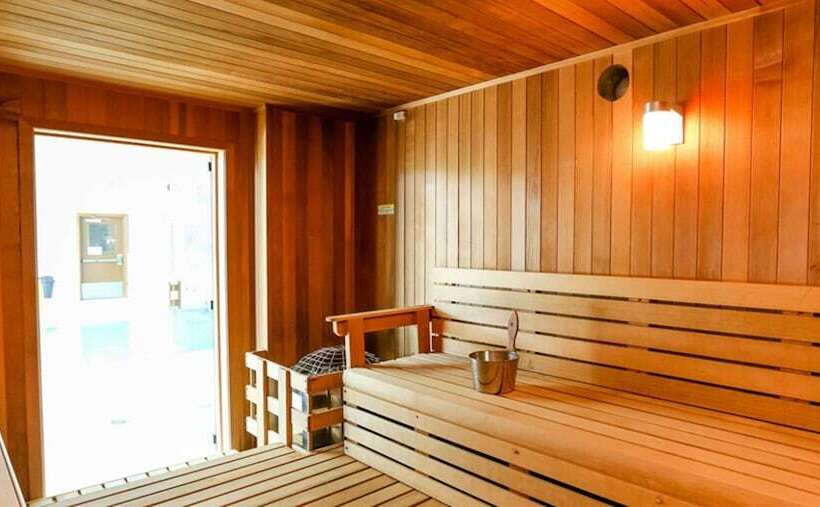 Radisson Hotel & Conference Centre Calgary Airport