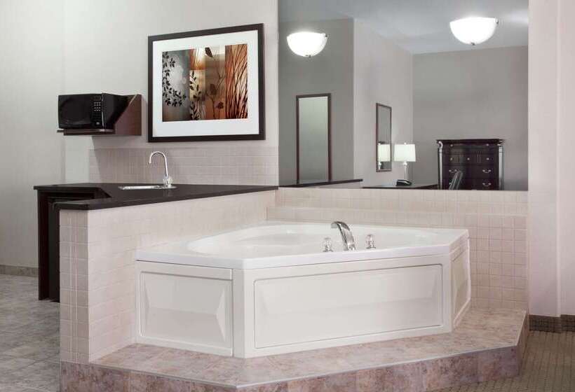 ホテル Ramada By Wyndham Weyburn