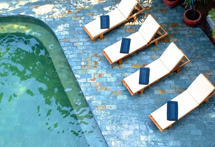 בית מלון כפרי Rambutan Resort – Phnom Penh