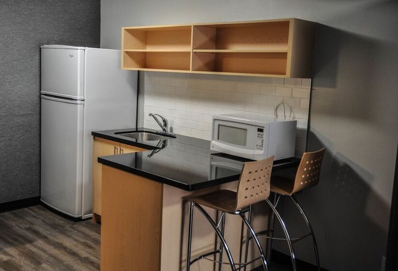 فندق Residence & Conference Centre  Kitchenerwaterloo