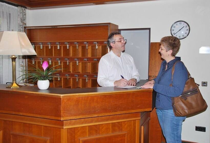 호텔 Rheingauer Tor