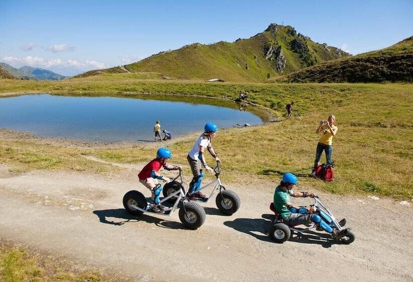 בית מלון כפרי Kur Sportpension Villa Anna