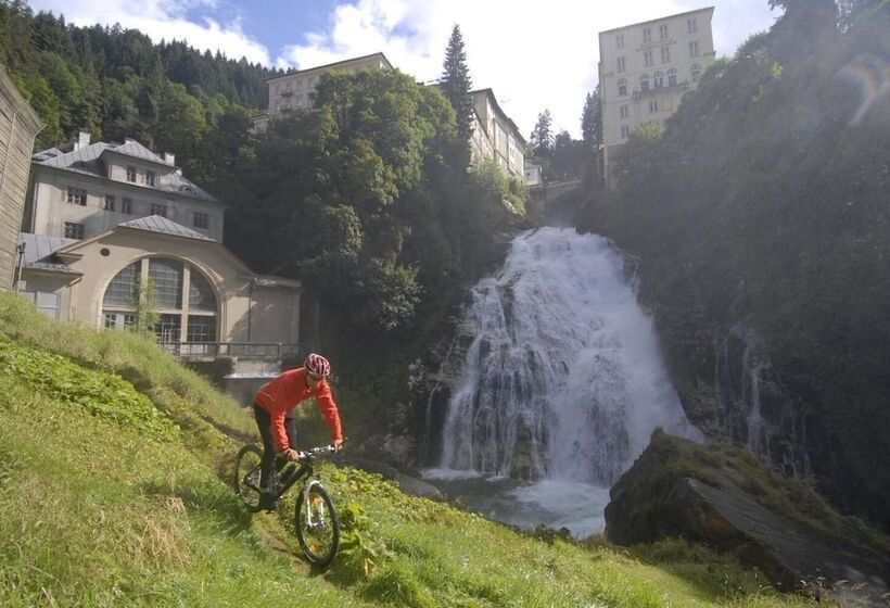 בית מלון כפרי Kur Sportpension Villa Anna