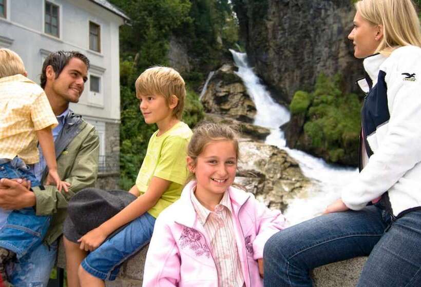 בית מלון כפרי Kur Sportpension Villa Anna