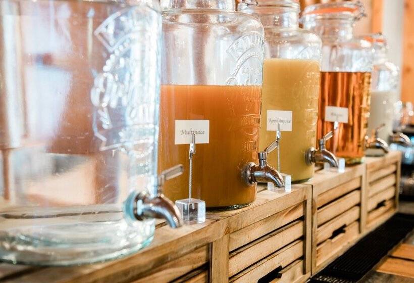 فندق Rothirsch By Skinetworks