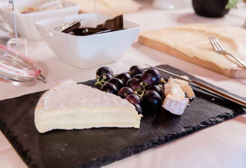 فندق Rothirsch By Skinetworks