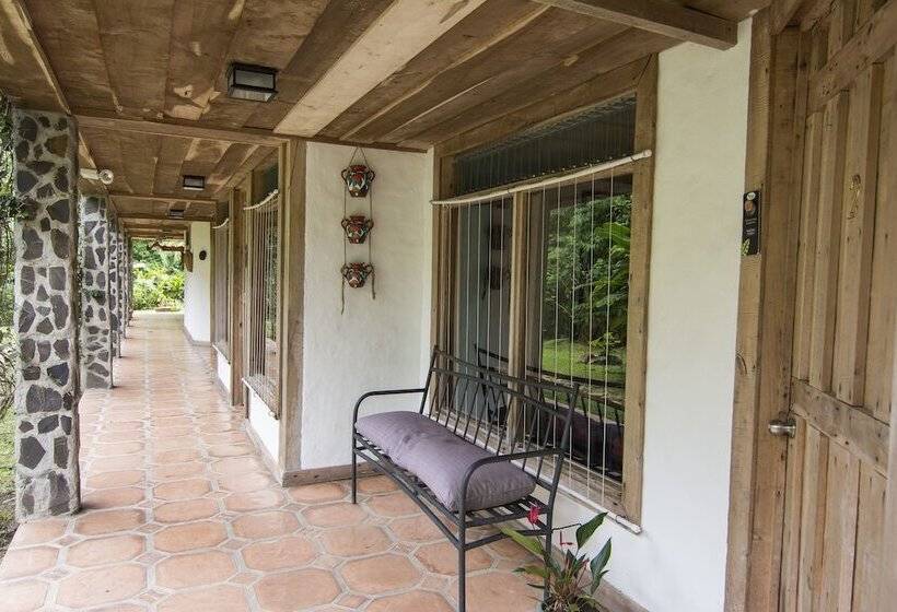 בית מלון כפרי Bosque De Paz