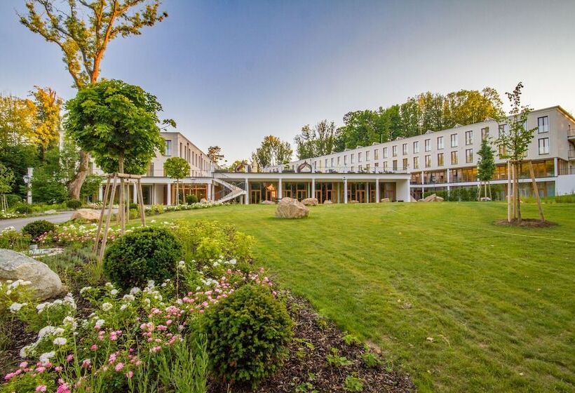 בית מלון כפרי Schlosspark Mauerbach   Adults Only